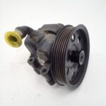 POMPE DIRECTION ASSISTEE FOCUS 2002