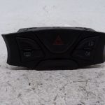 BOUTON DE WARNING KA FORD 2010