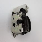 SERRURE PORTE AV D 147